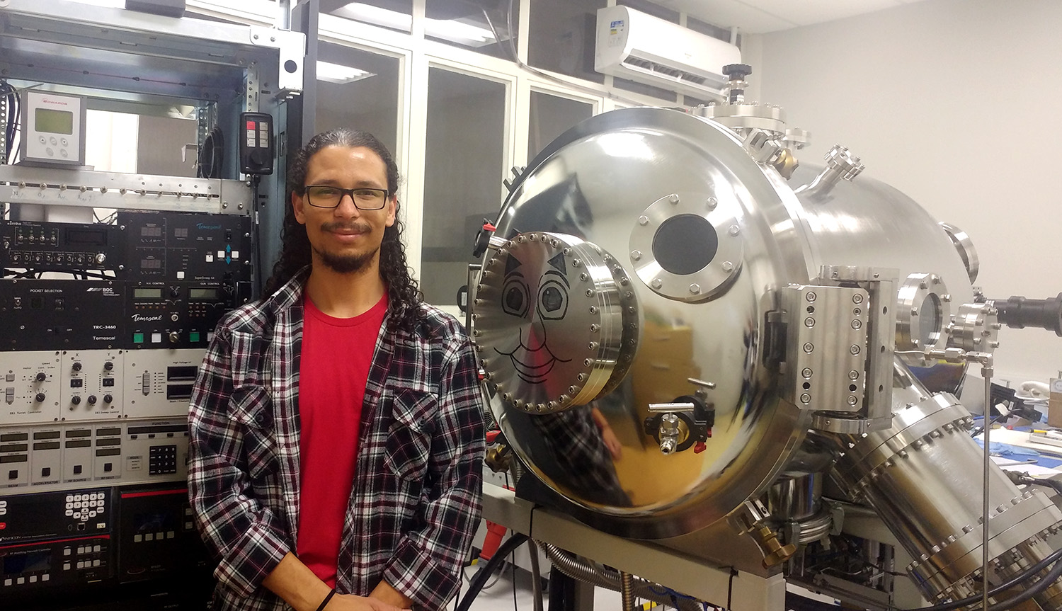 Lucas Cervi - IBAD – Ion Beam Assisted Deposition (Deposição por Feixes Iônicos Assistida) - Instituto de Física da USP